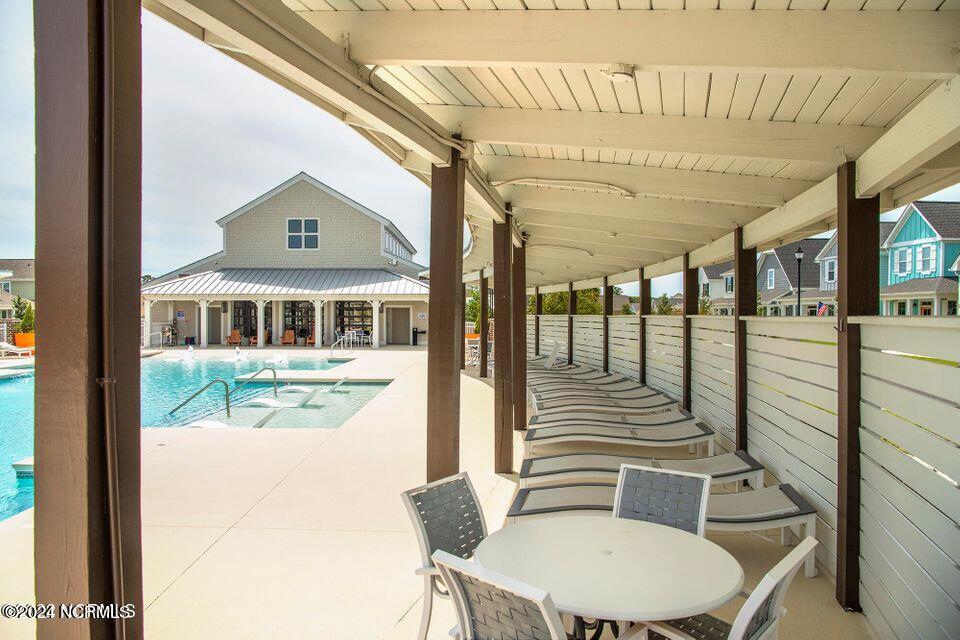 424 Skimmer Cove