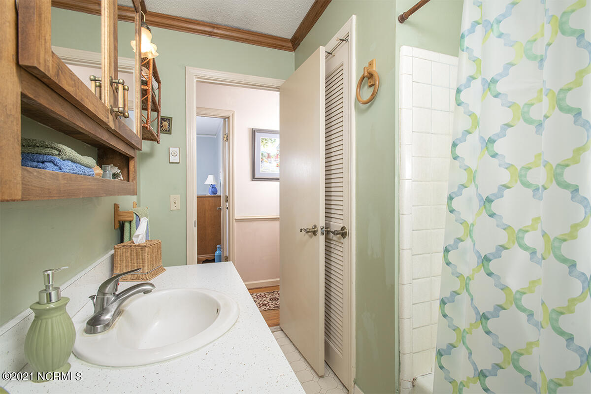 344 Russells Creek Road