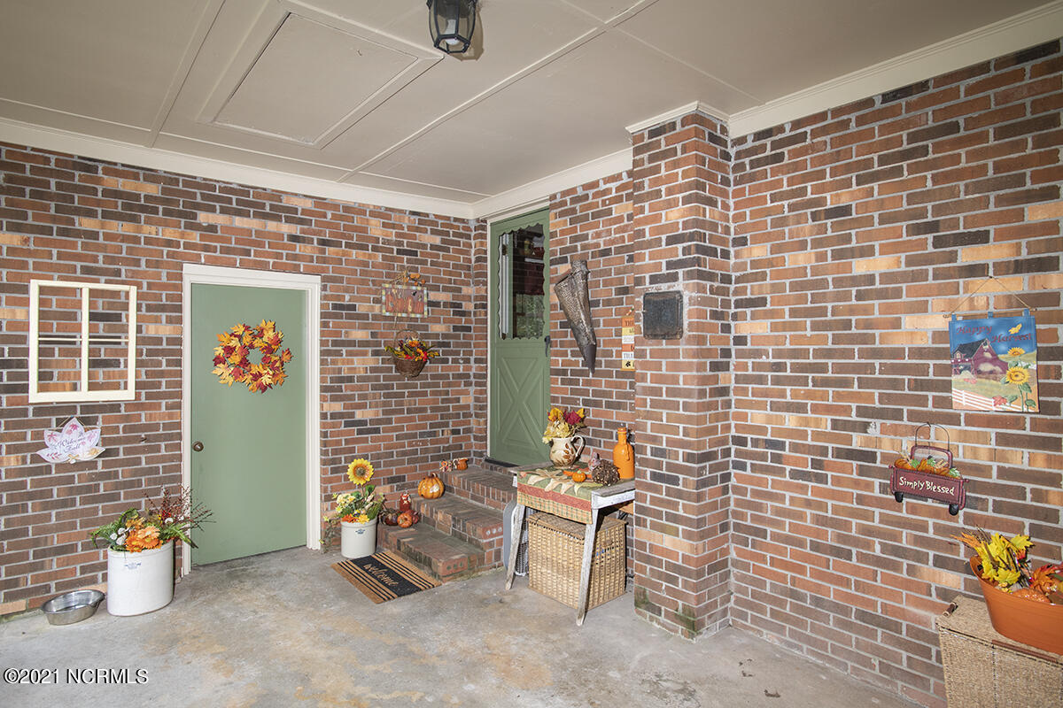 344 Russells Creek Road