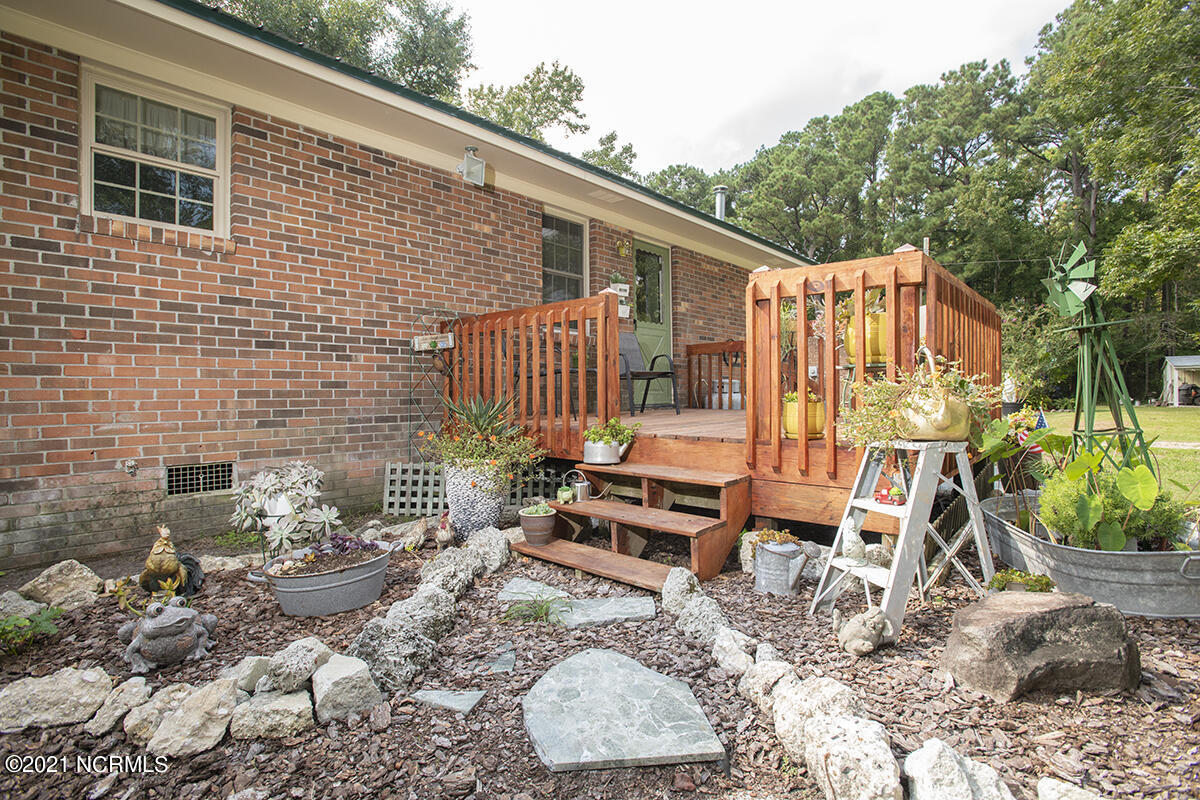 344 Russells Creek Road