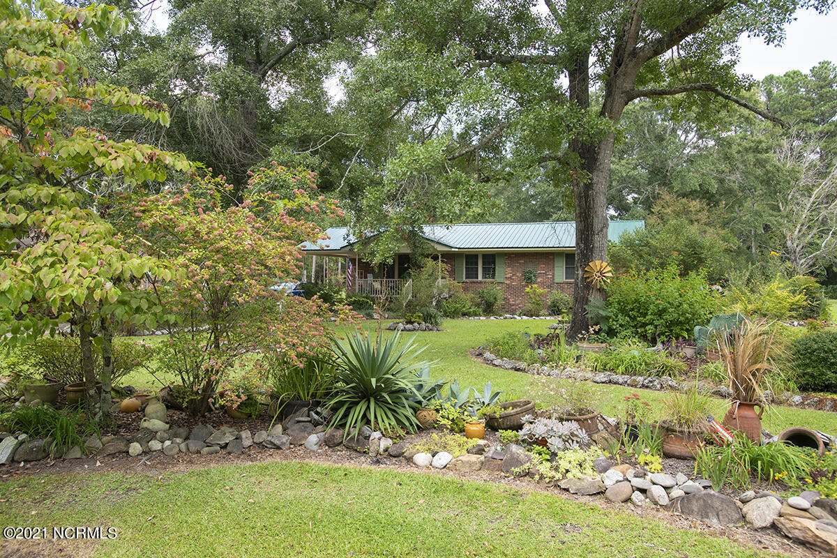 344 Russells Creek Road