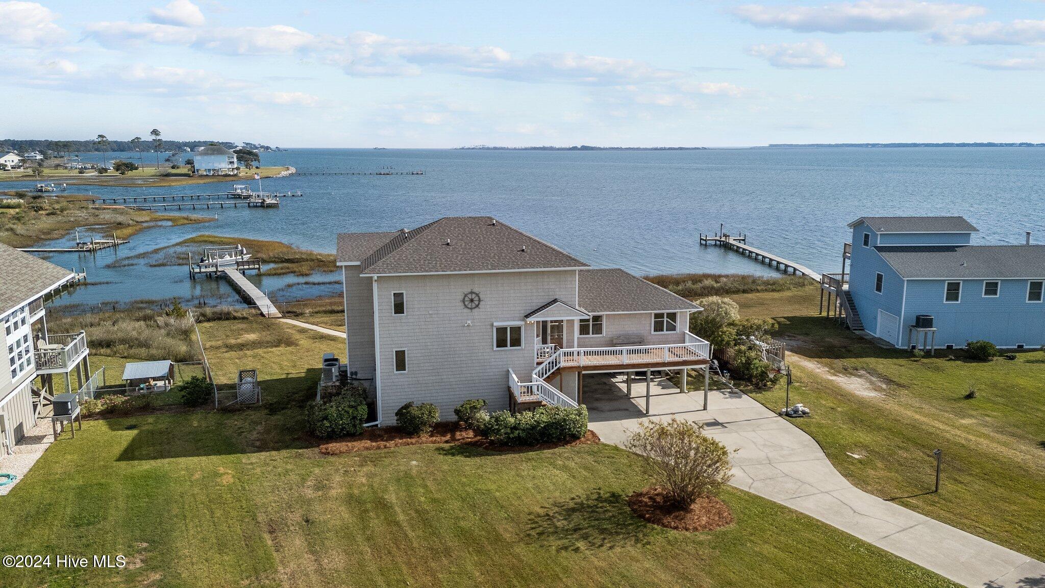 221 Straits Drive