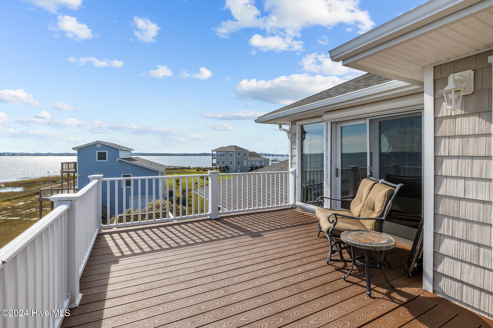 221 Straits Drive