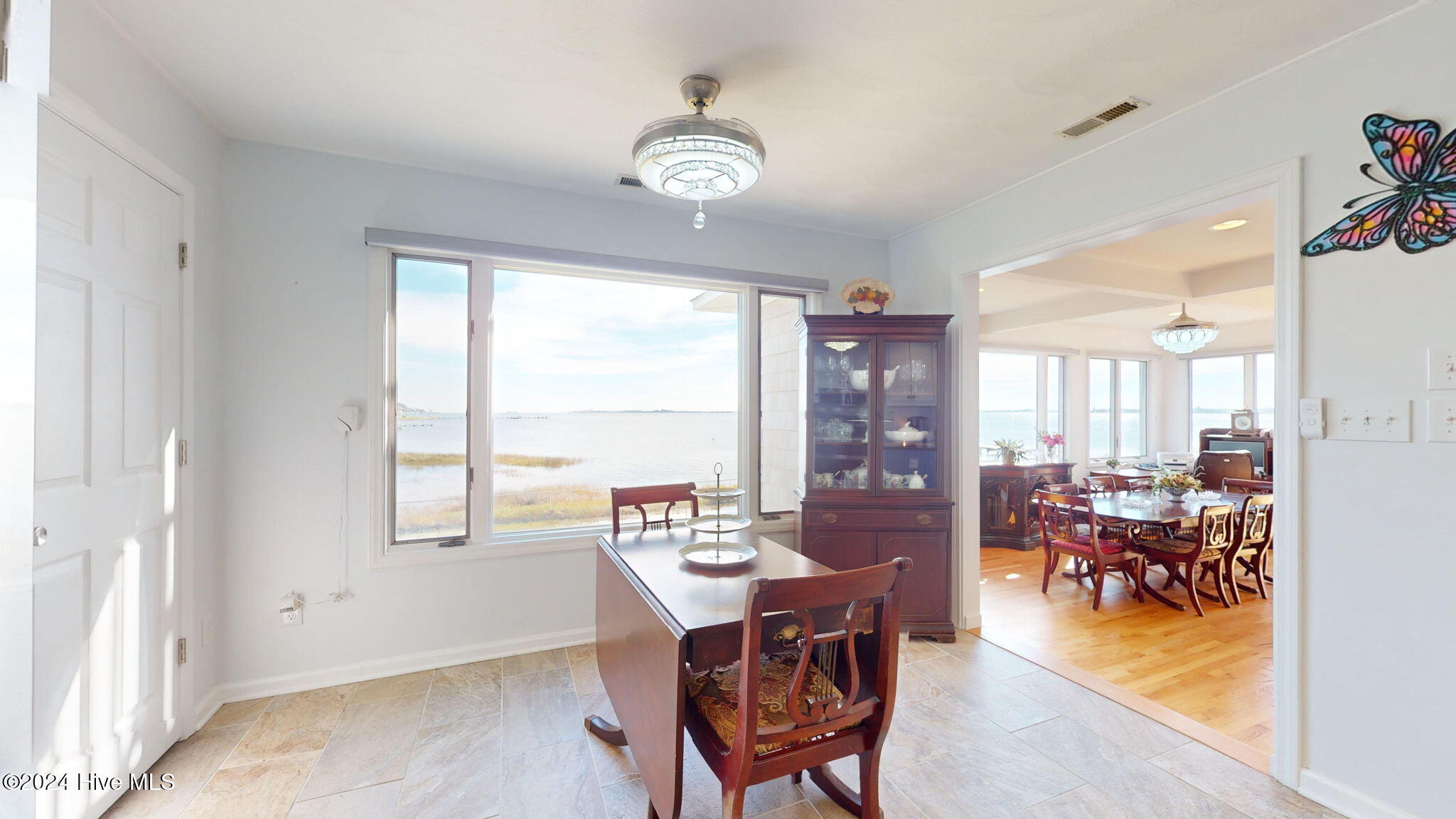 221 Straits Drive