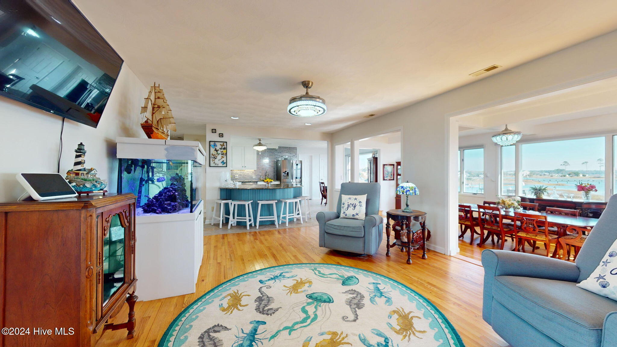 221 Straits Drive