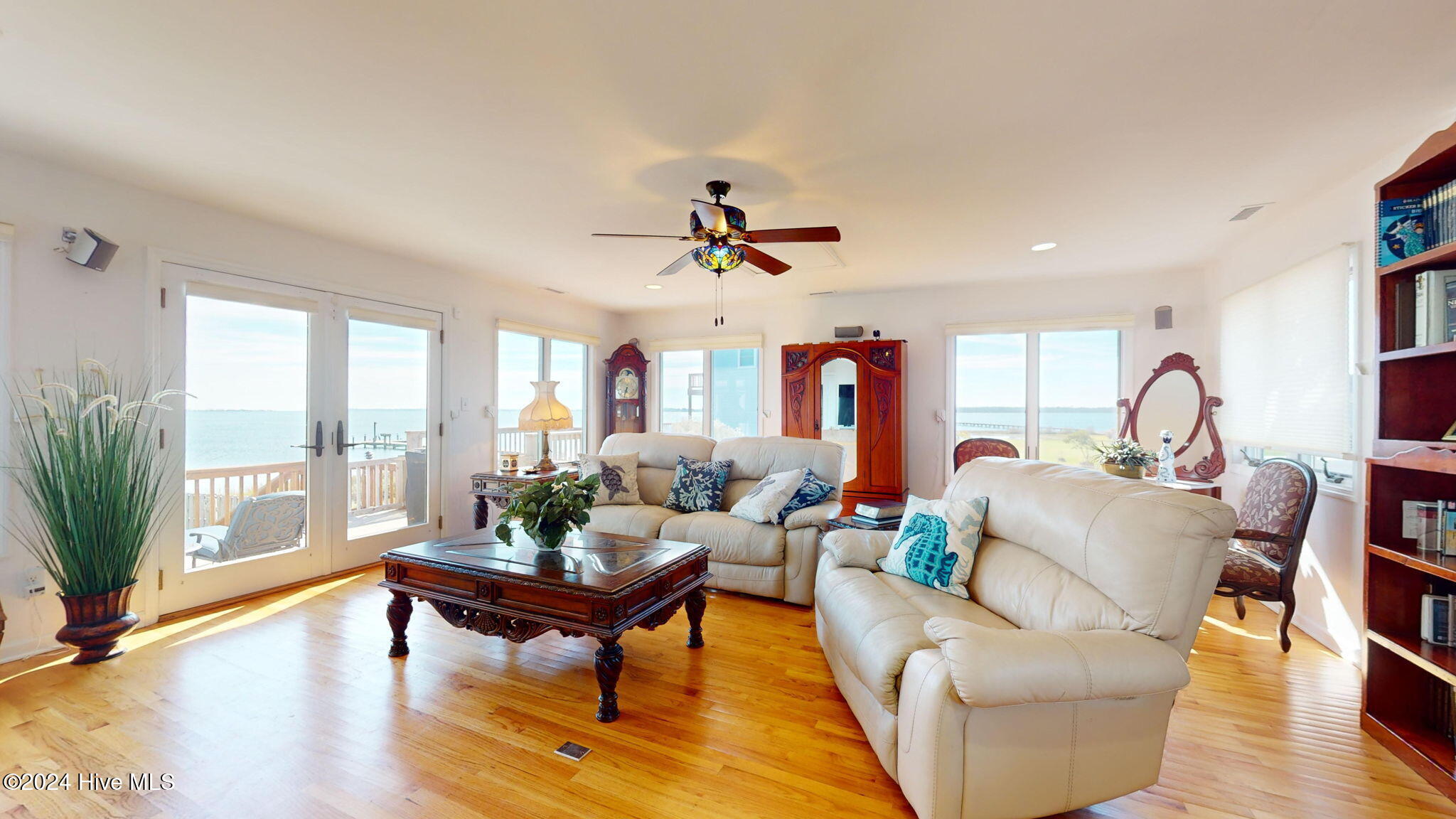 221 Straits Drive