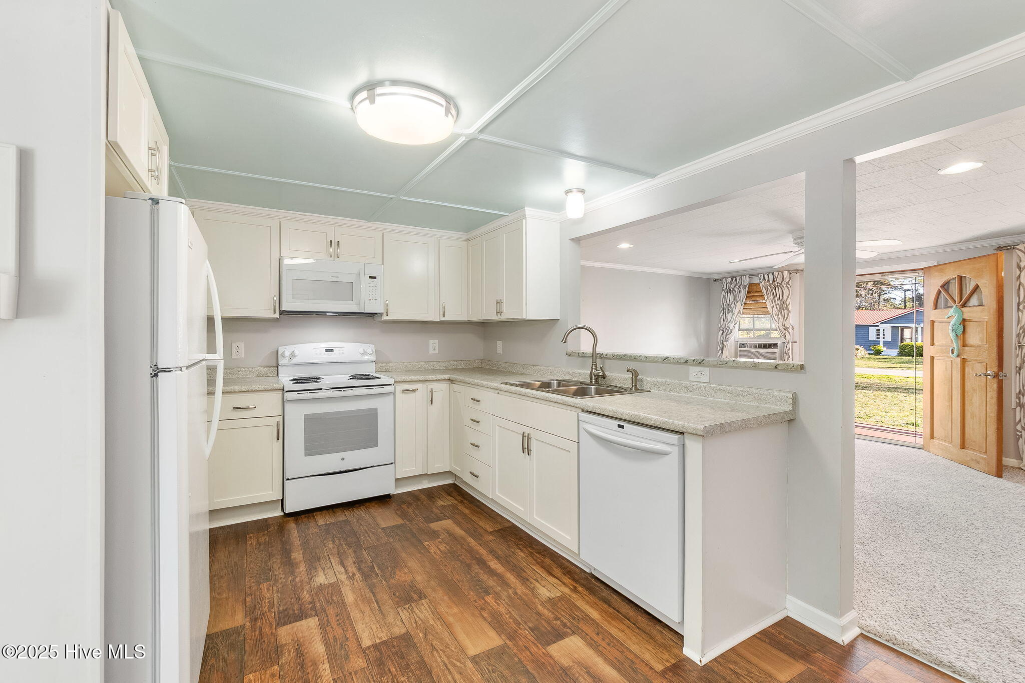 472 Cape Lookout Drive