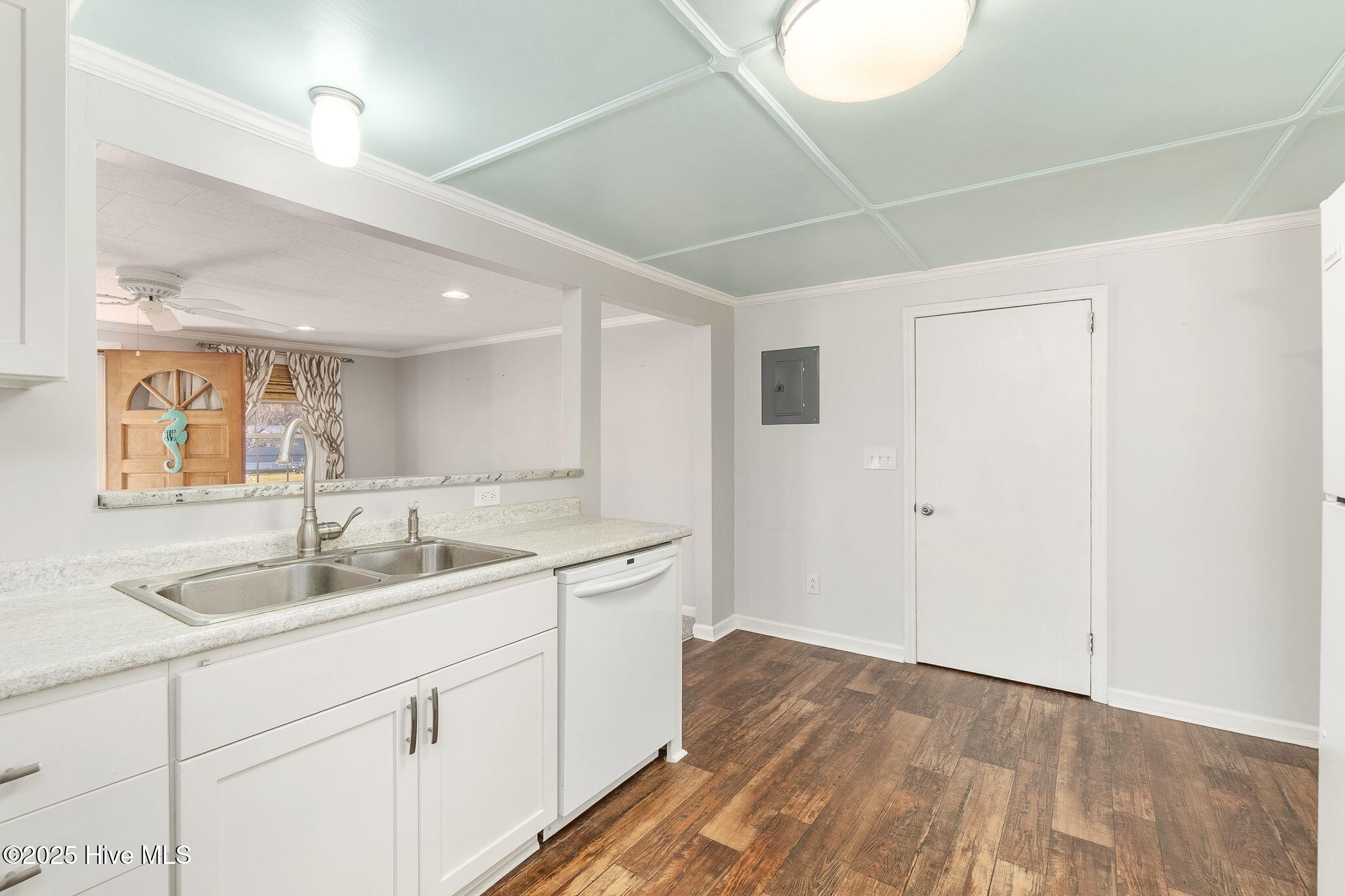 472 Cape Lookout Drive