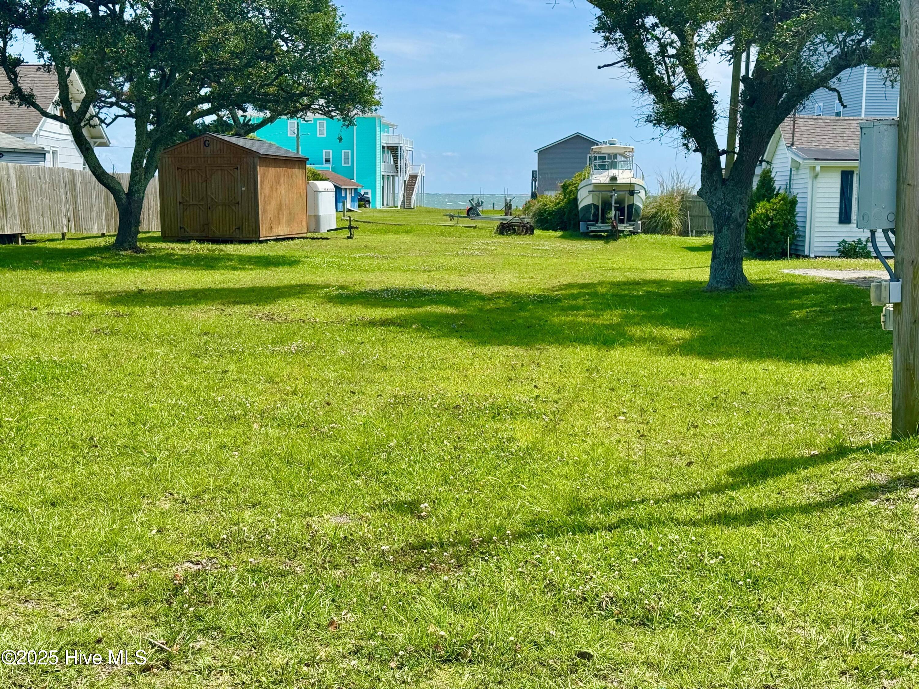 976 Island Road
