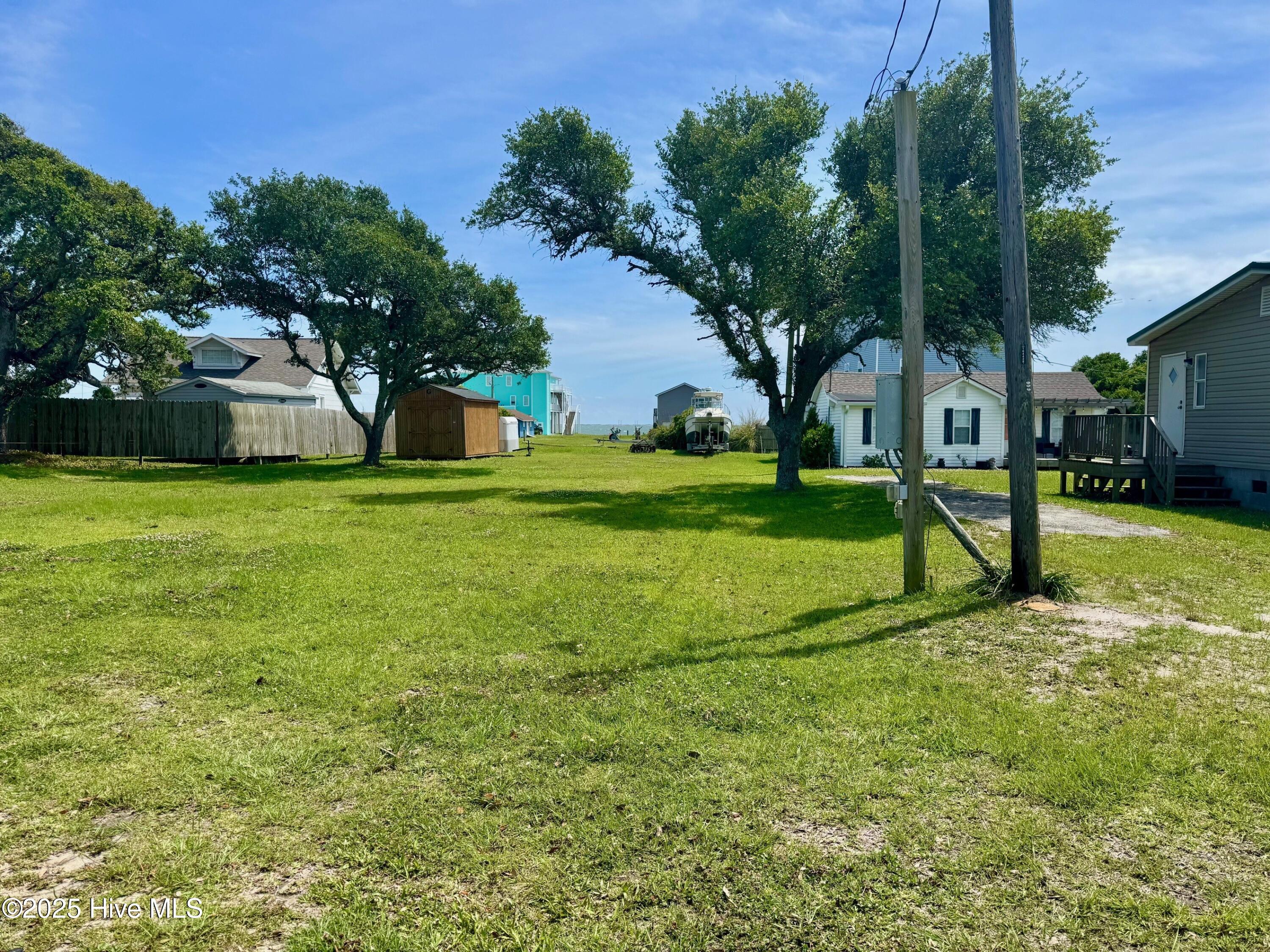976 Island Road
