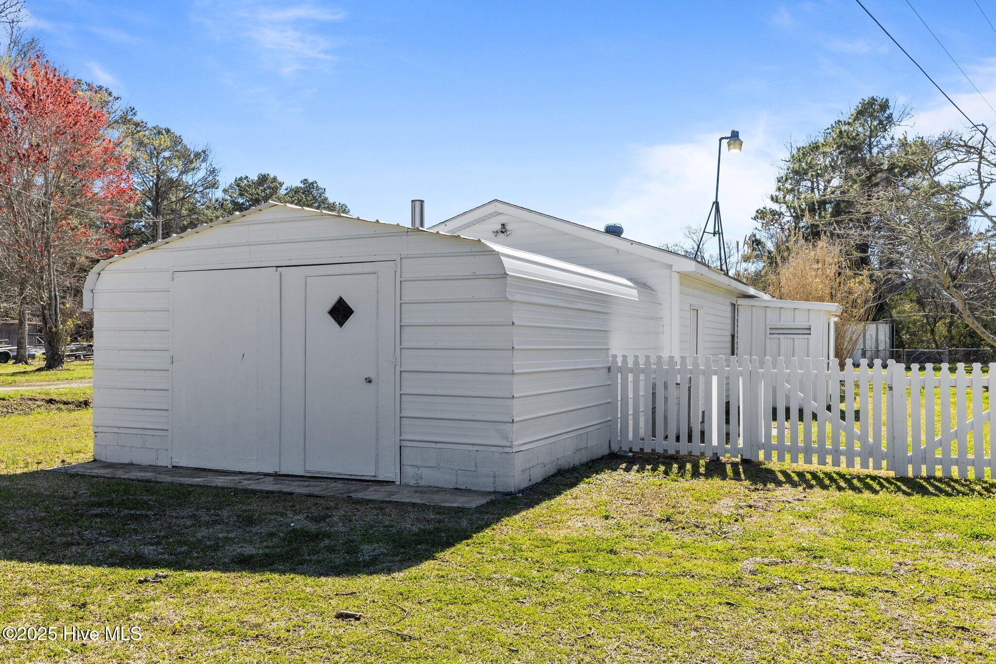 1041 Highway 101