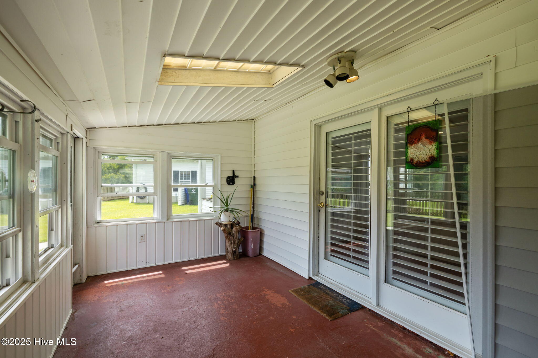 200 Jones Avenue
