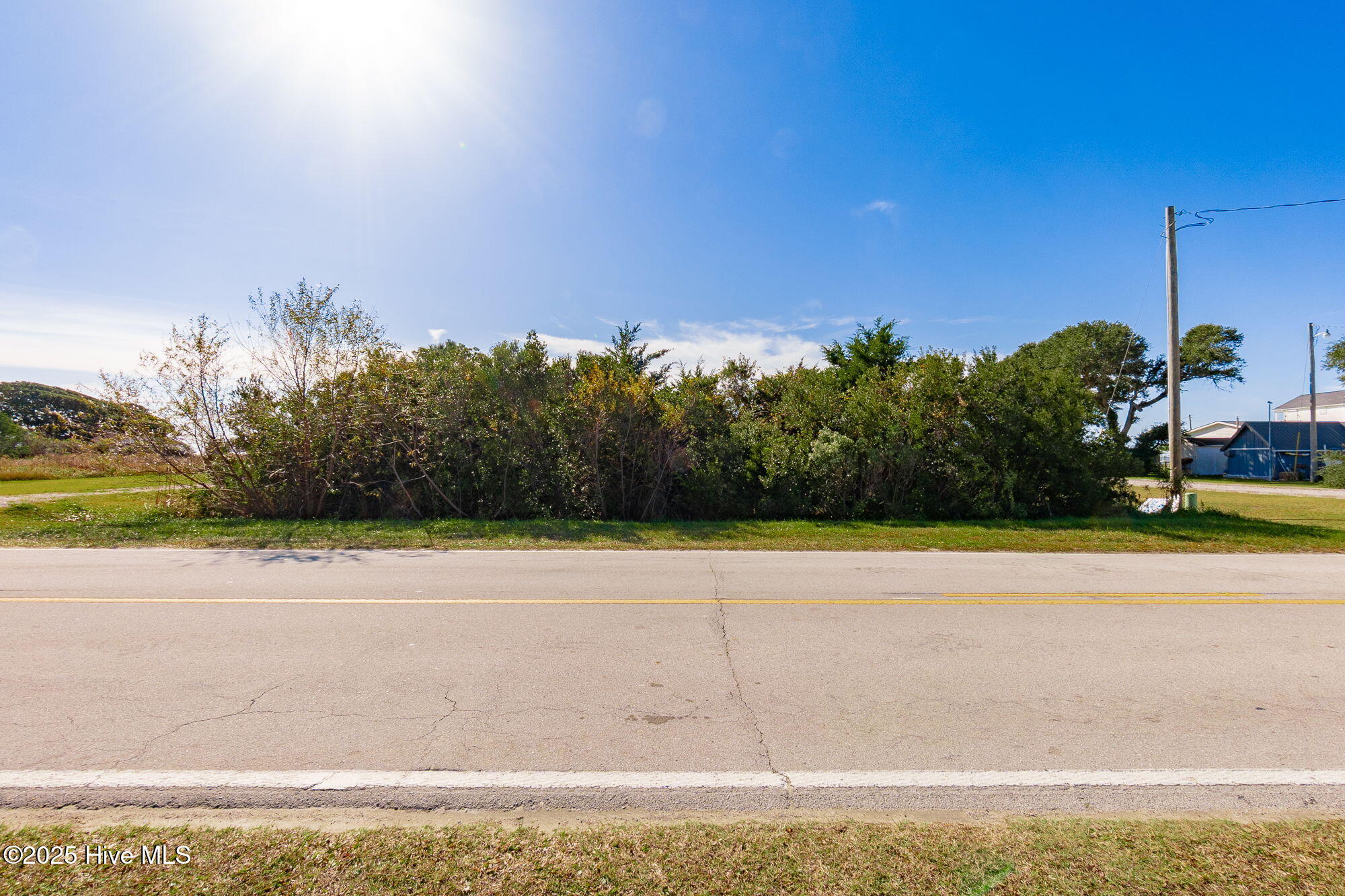 1324 2 Island Road