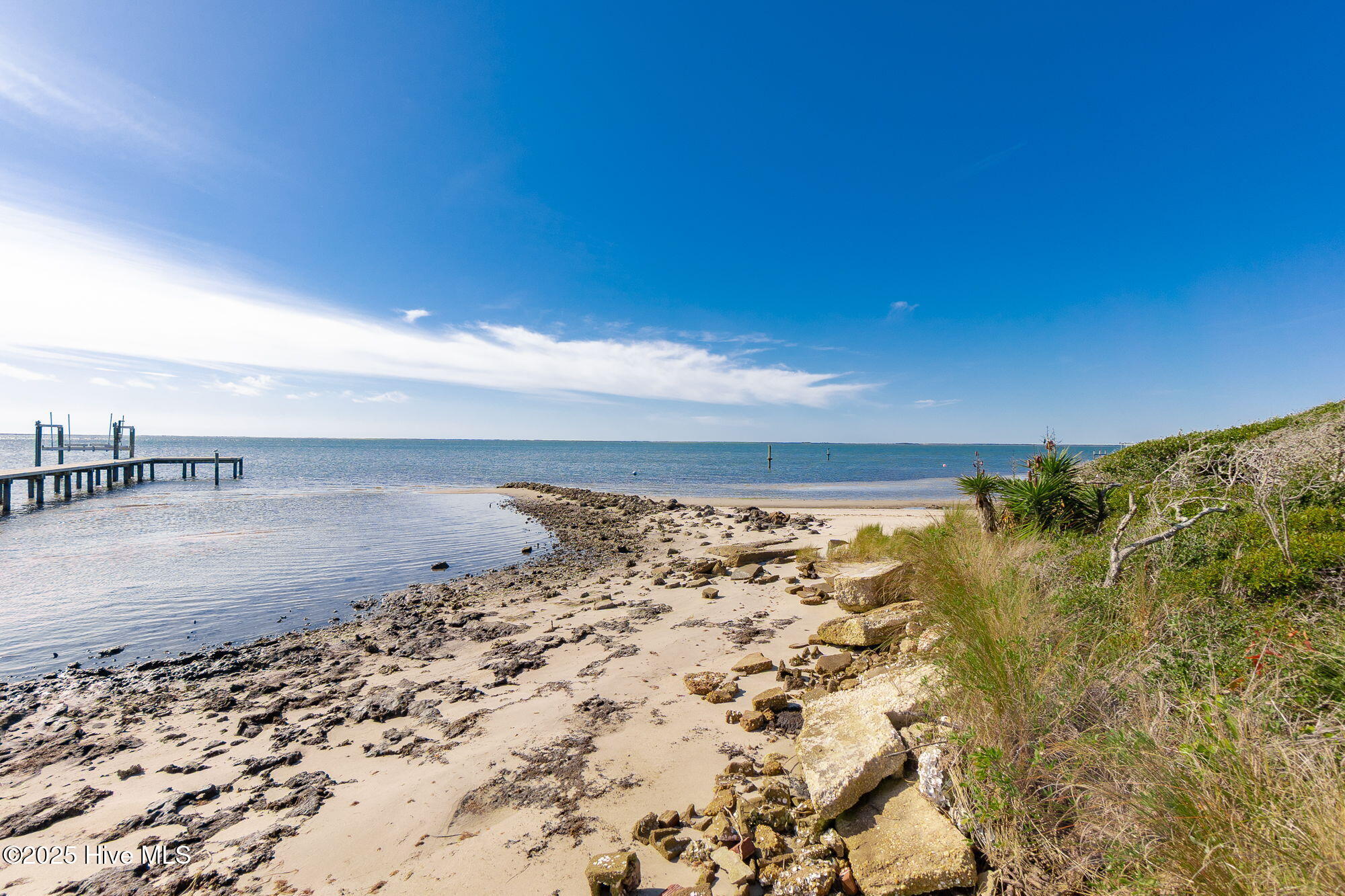 1324 2 Island Road