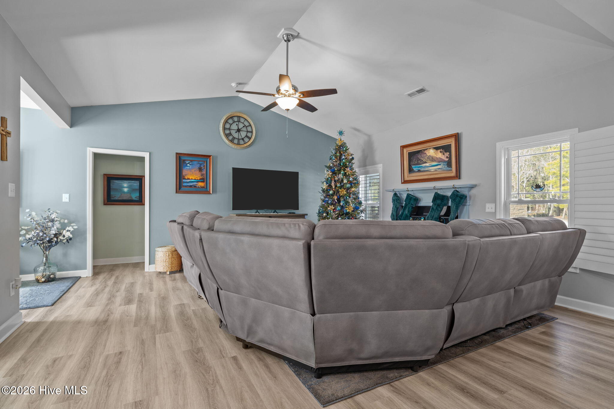 109 Ridgeline Drive
