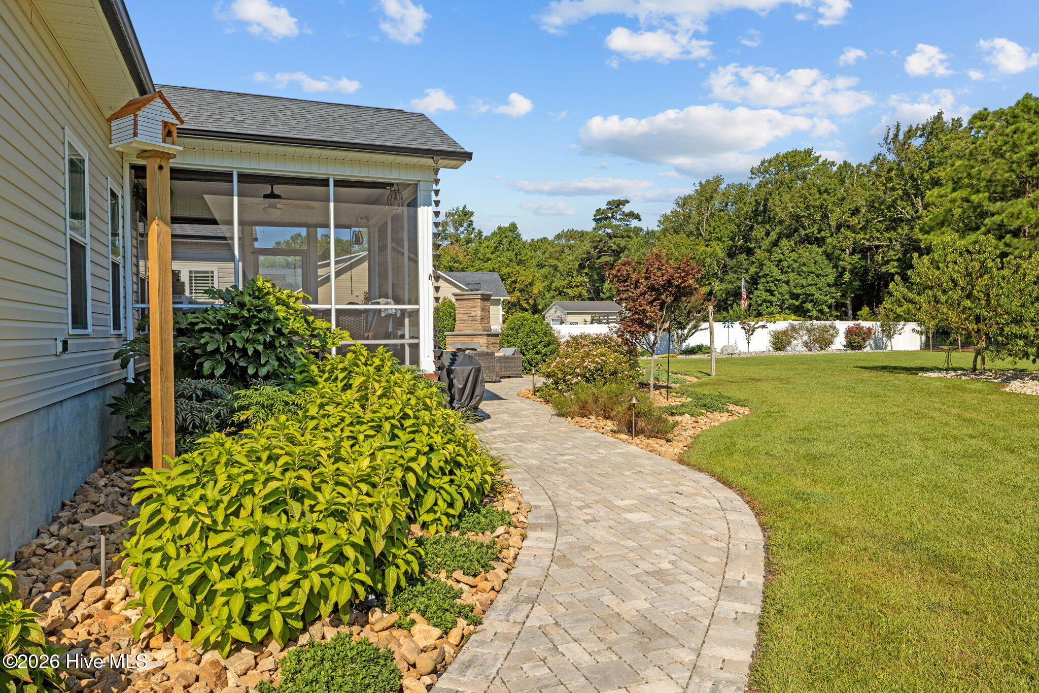 109 Ridgeline Drive