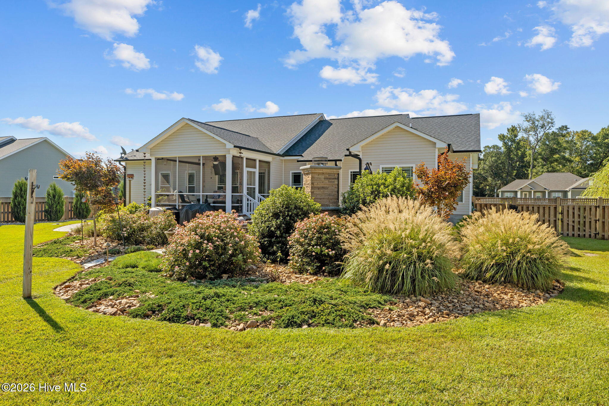 109 Ridgeline Drive