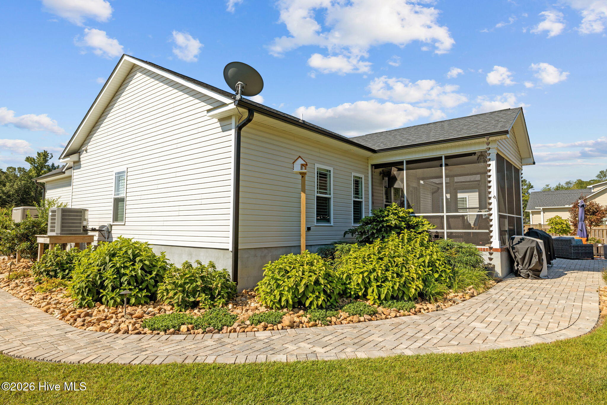 109 Ridgeline Drive
