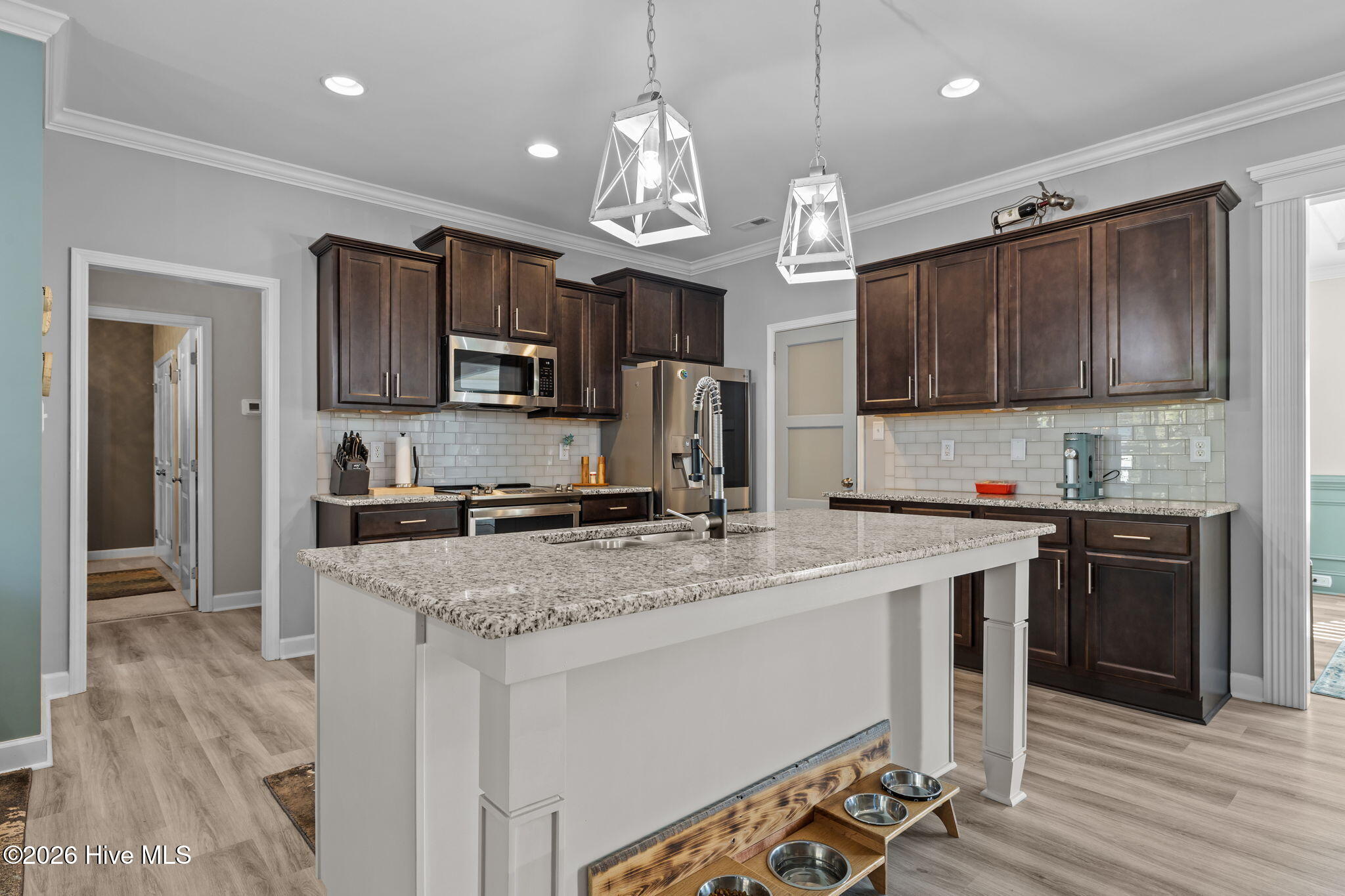 109 Ridgeline Drive