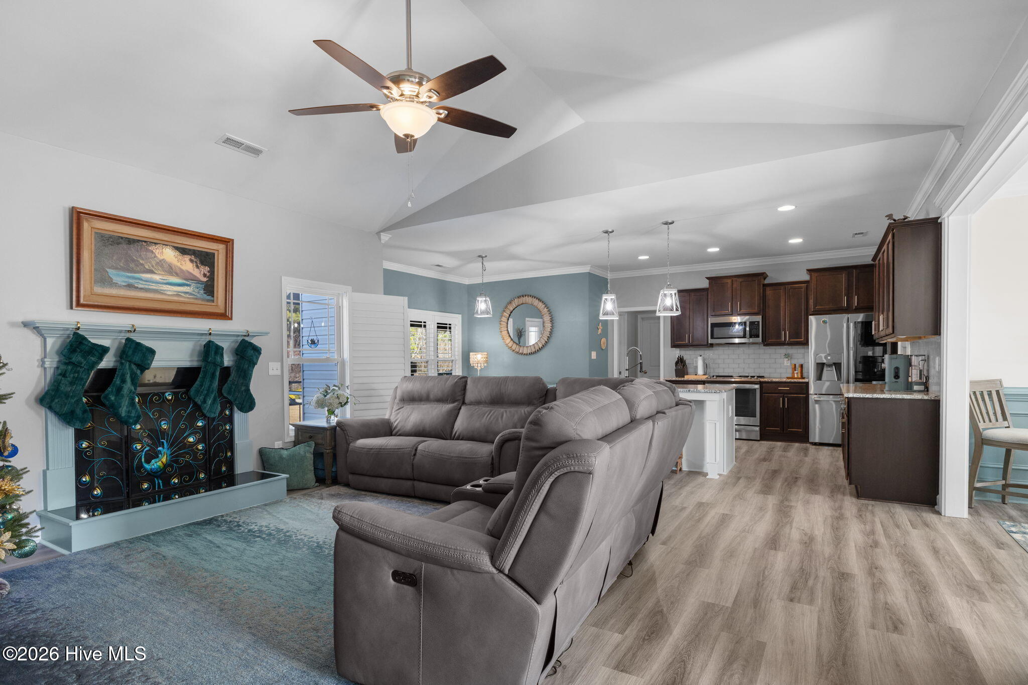 109 Ridgeline Drive