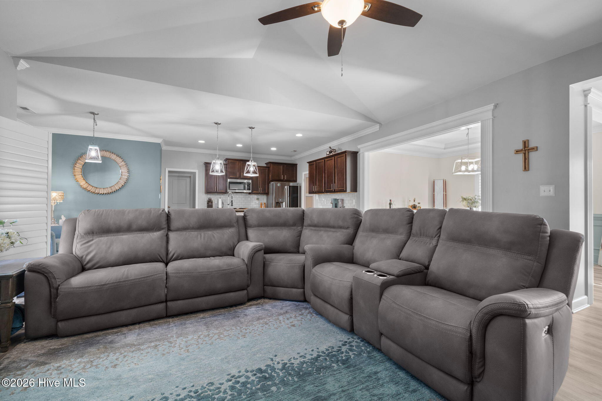 109 Ridgeline Drive