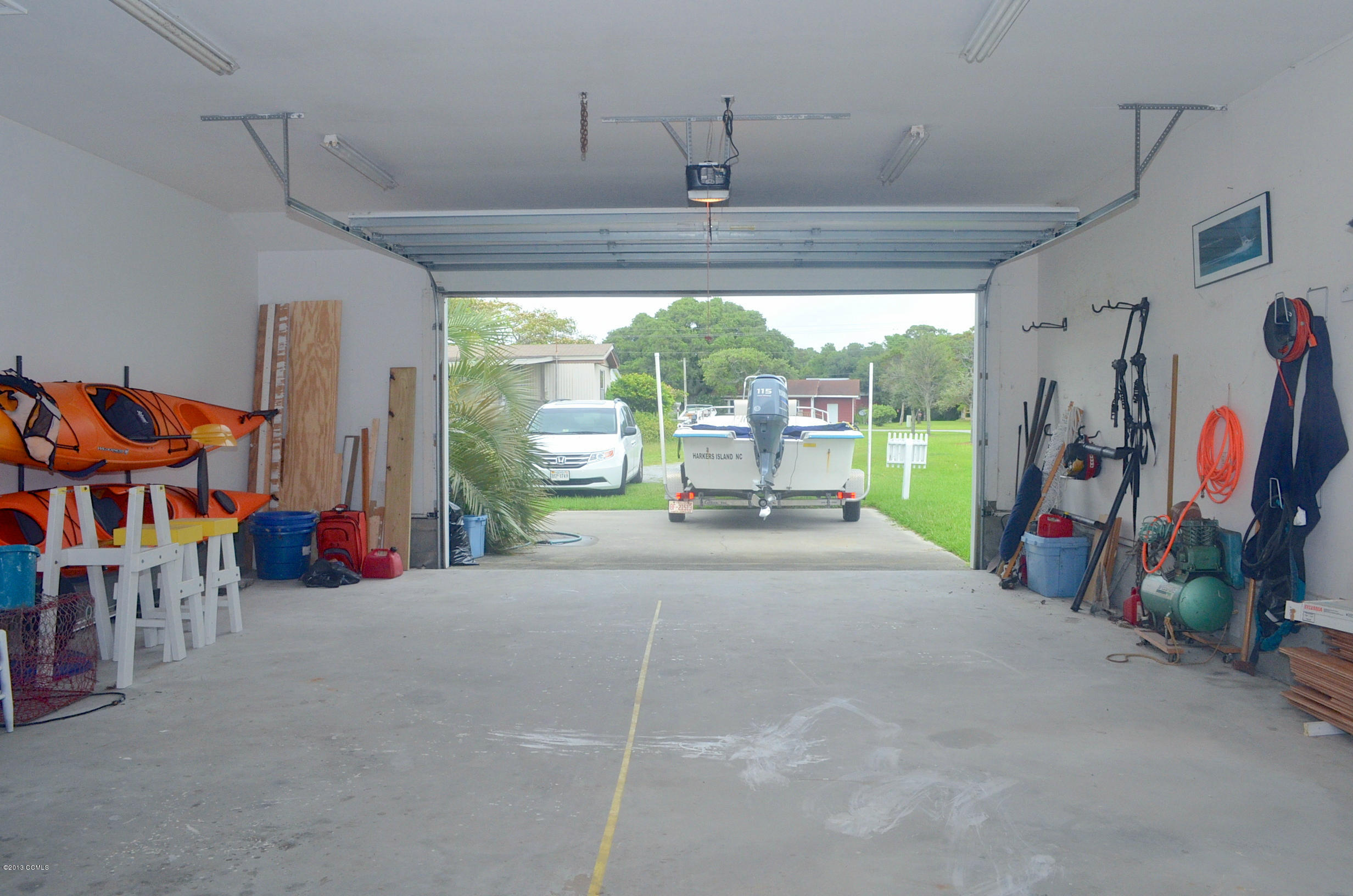 1528 Island Road