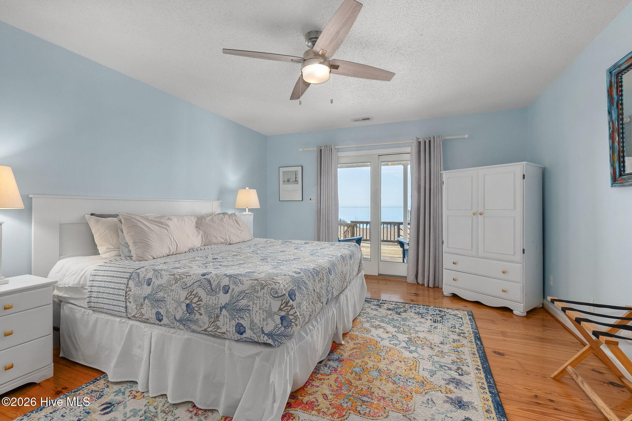 1528 Island Road