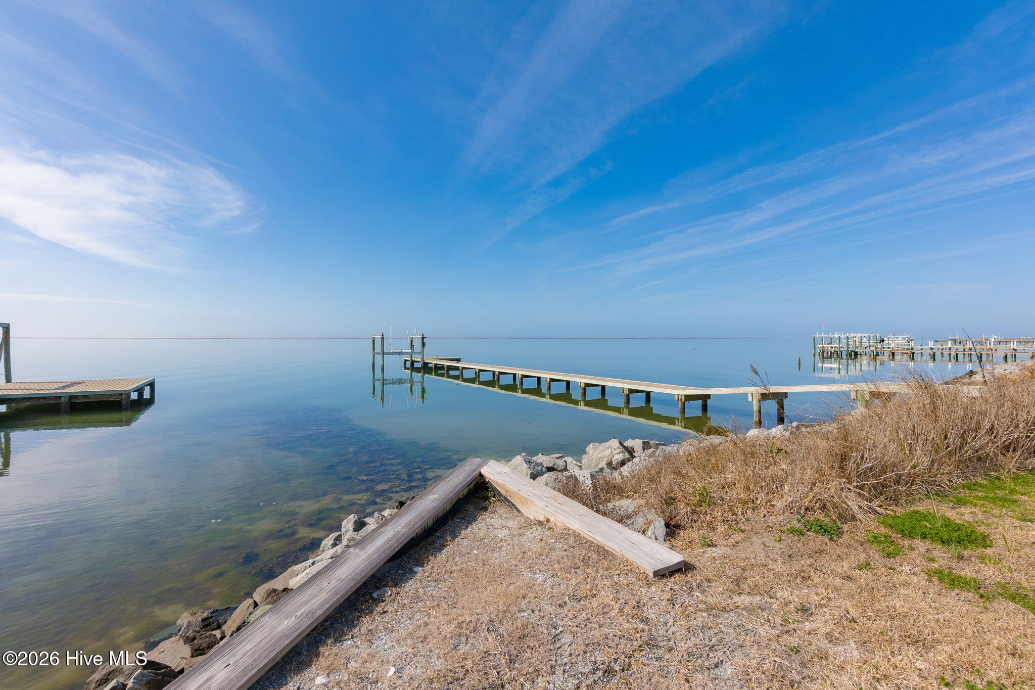1528 Island Road