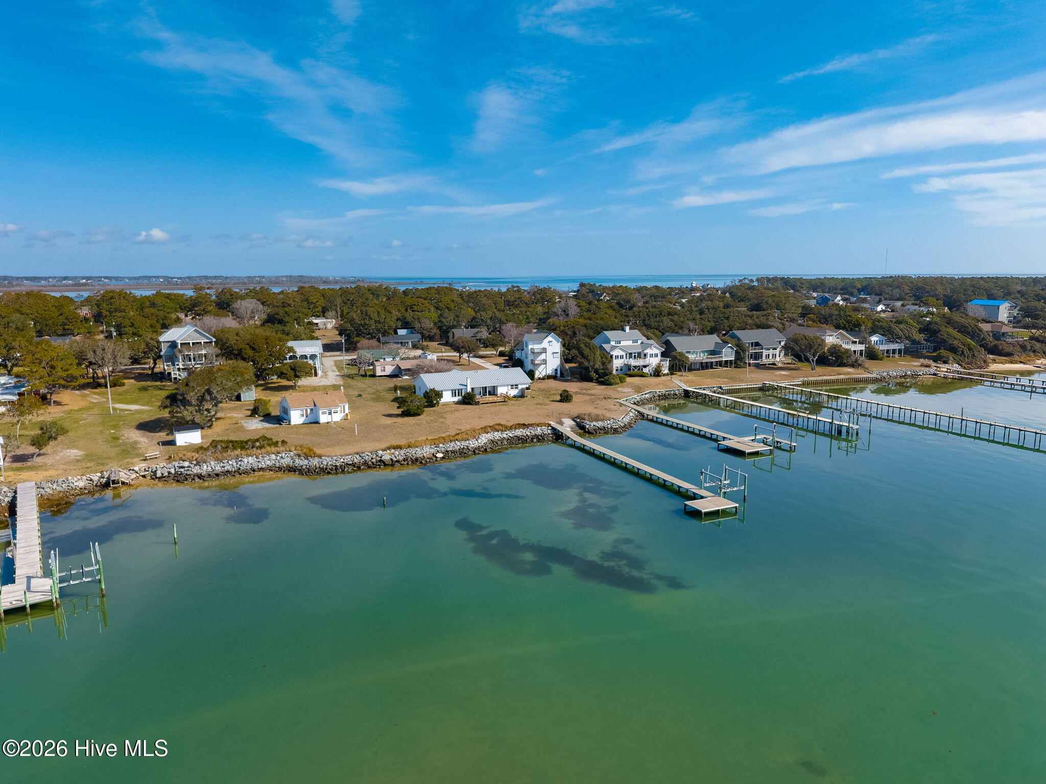 1528 Island Road