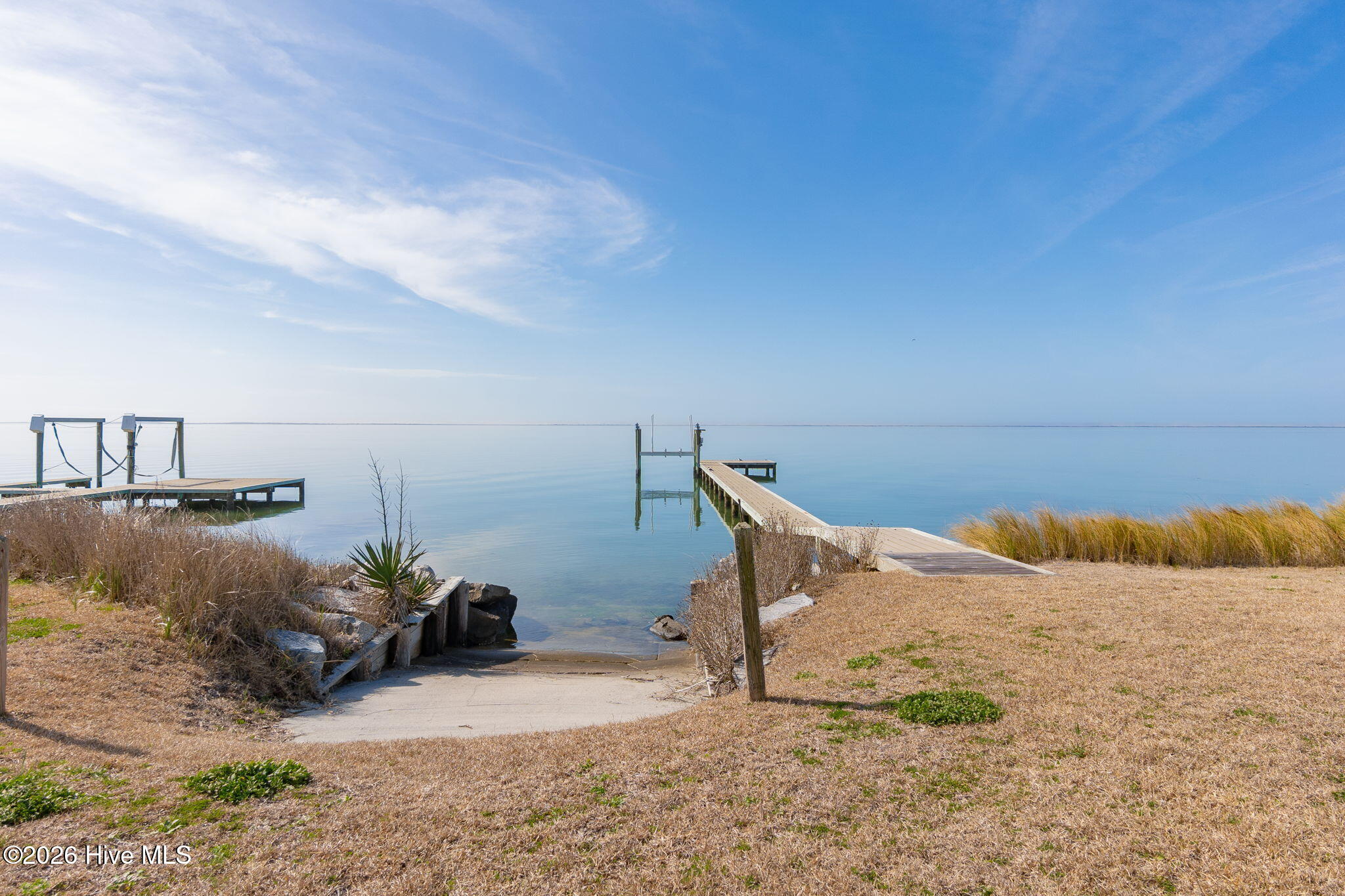 1528 Island Road