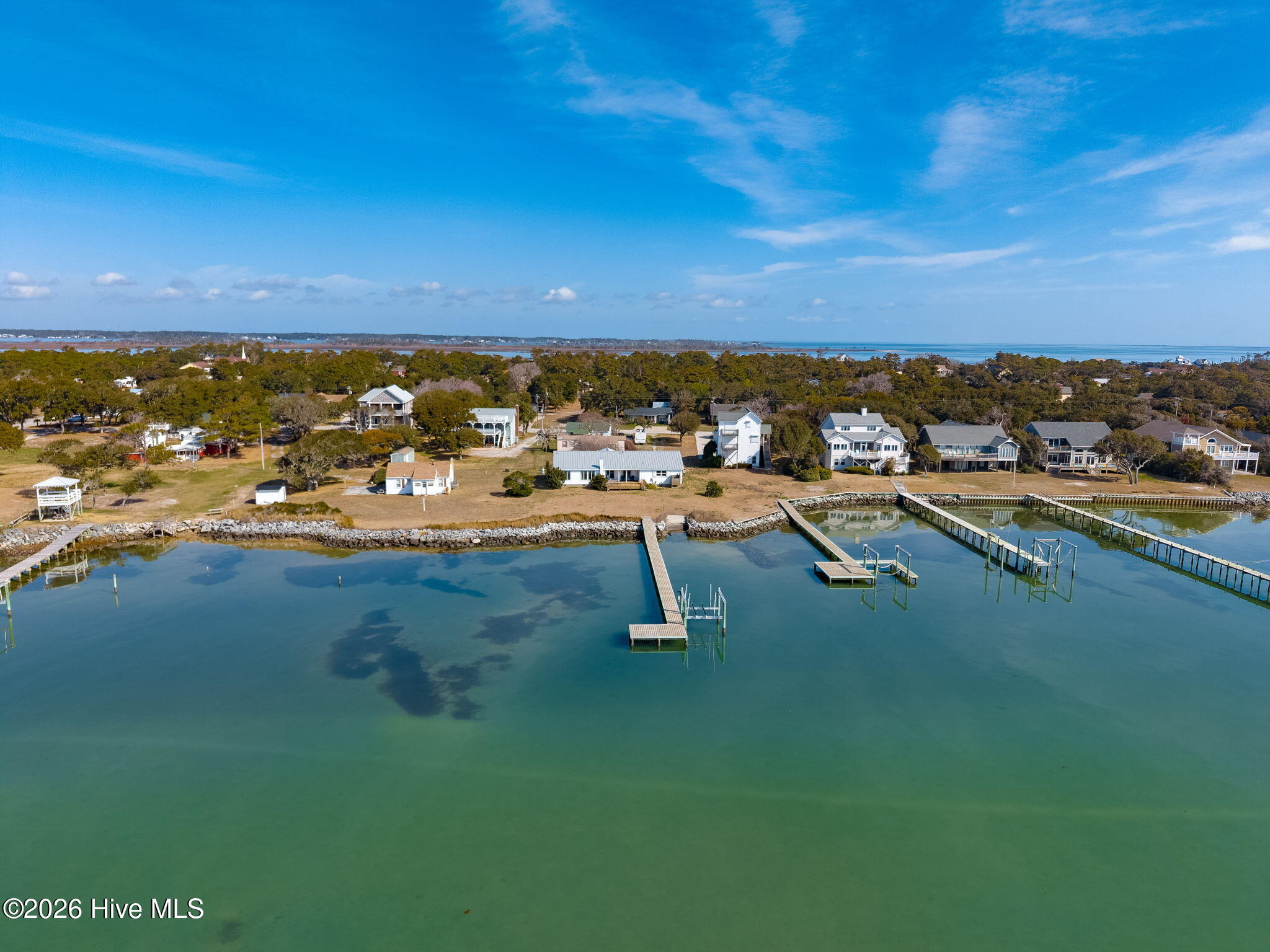 1528 Island Road