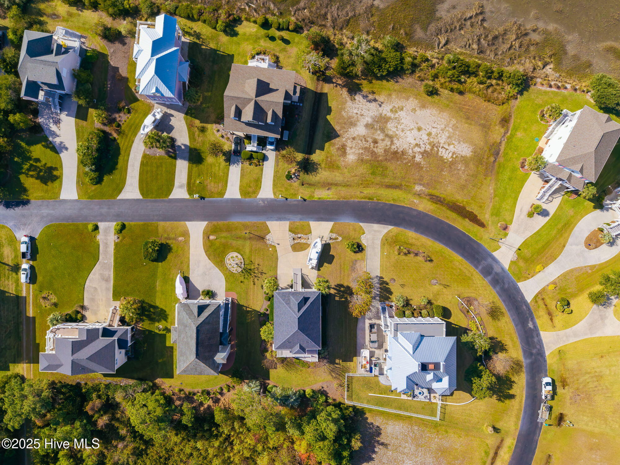118 & 120 56 & 57 Pintail Lane