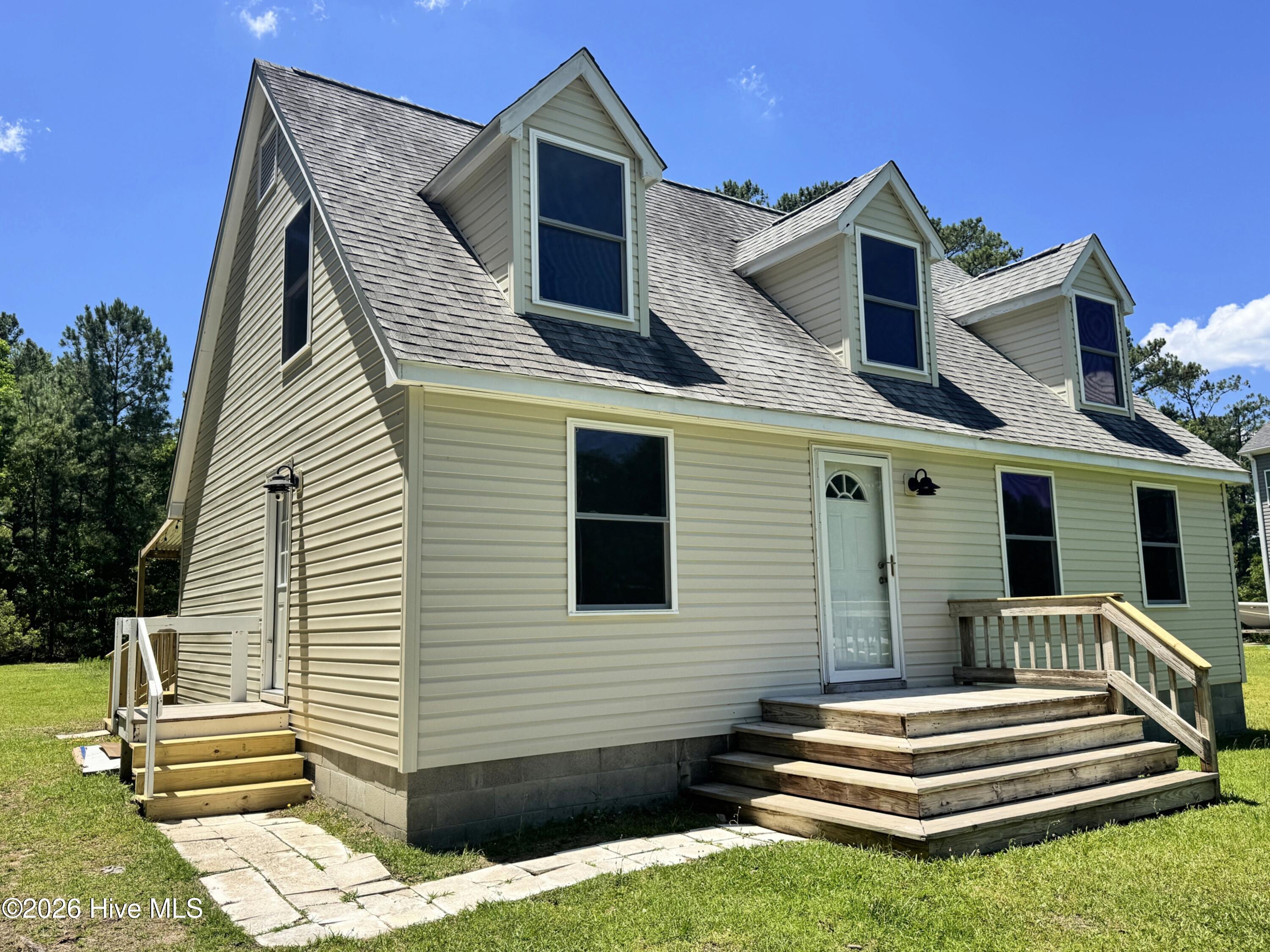 133 Riverside Drive