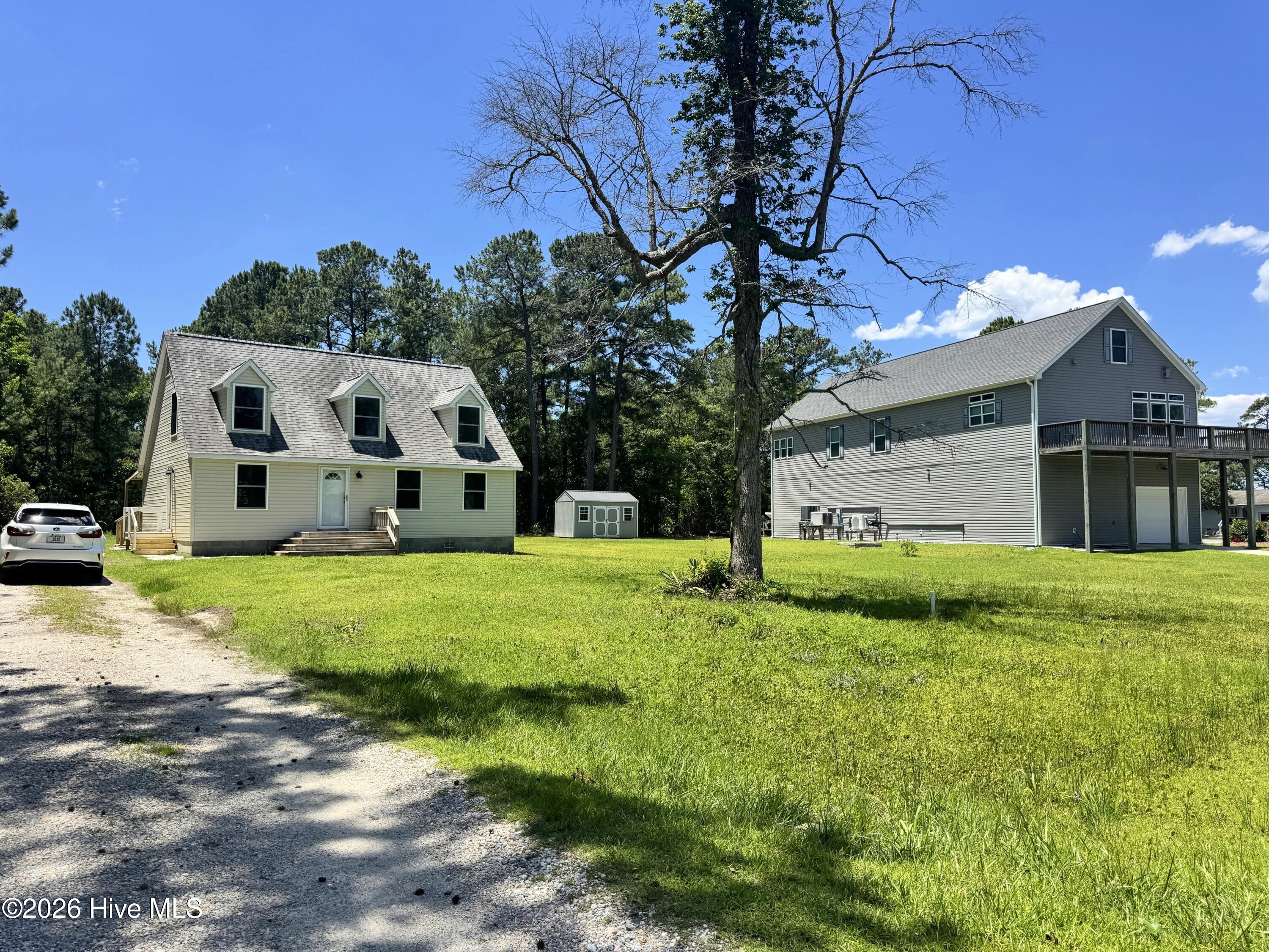 133 Riverside Drive