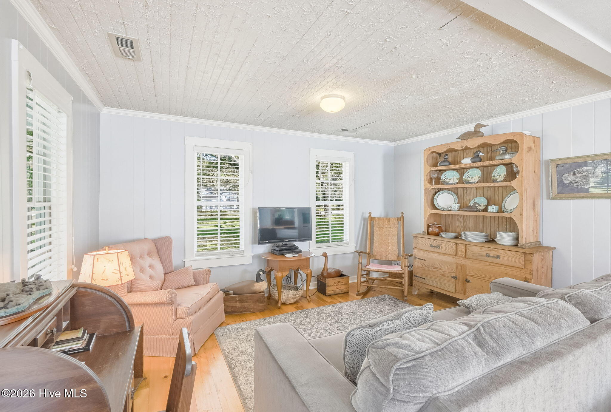 493 Island Road