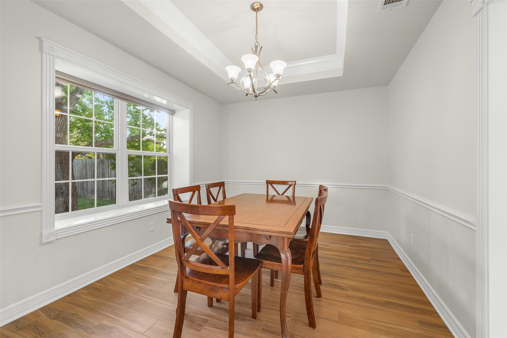 328 Landsburg Lane
