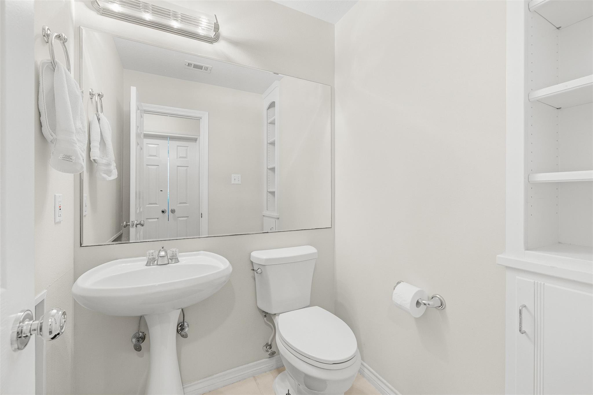 328 Landsburg Lane