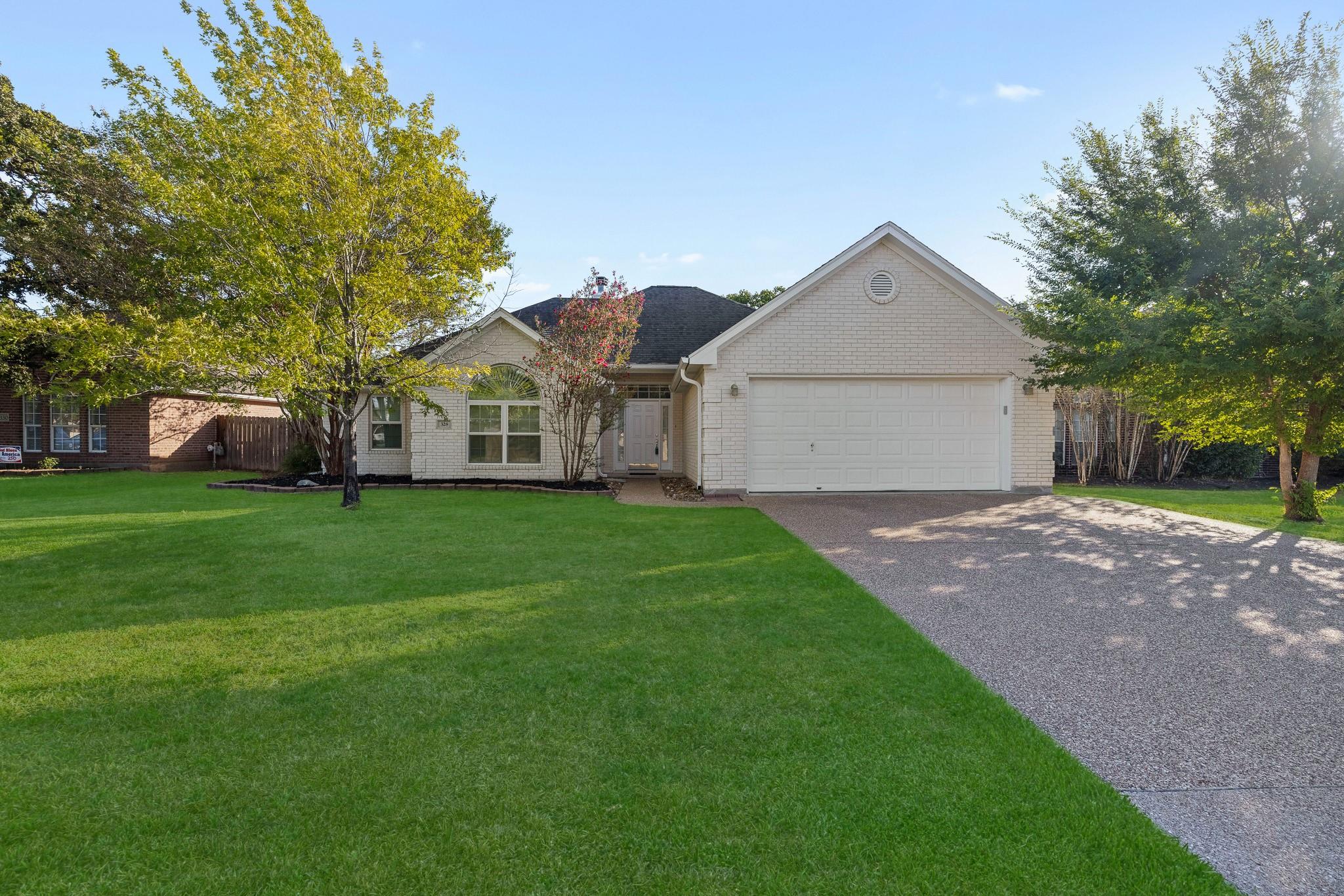328 Landsburg Lane