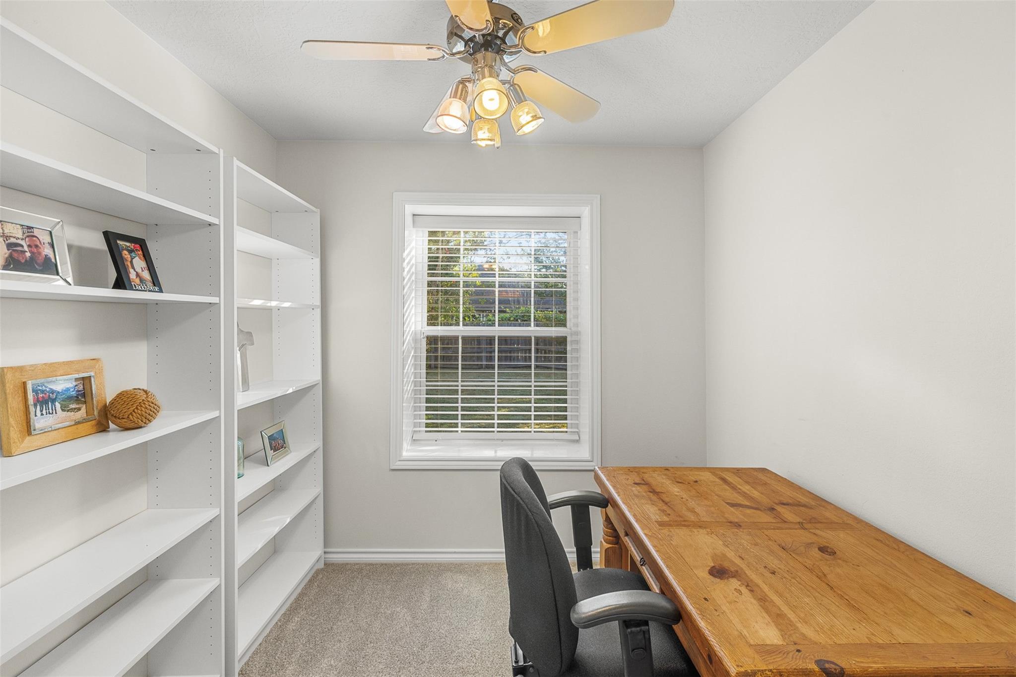328 Landsburg Lane