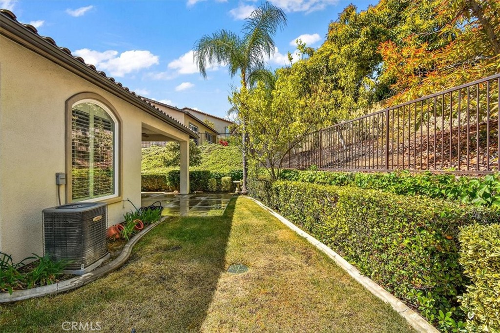 23997 Boulder Oaks Drive