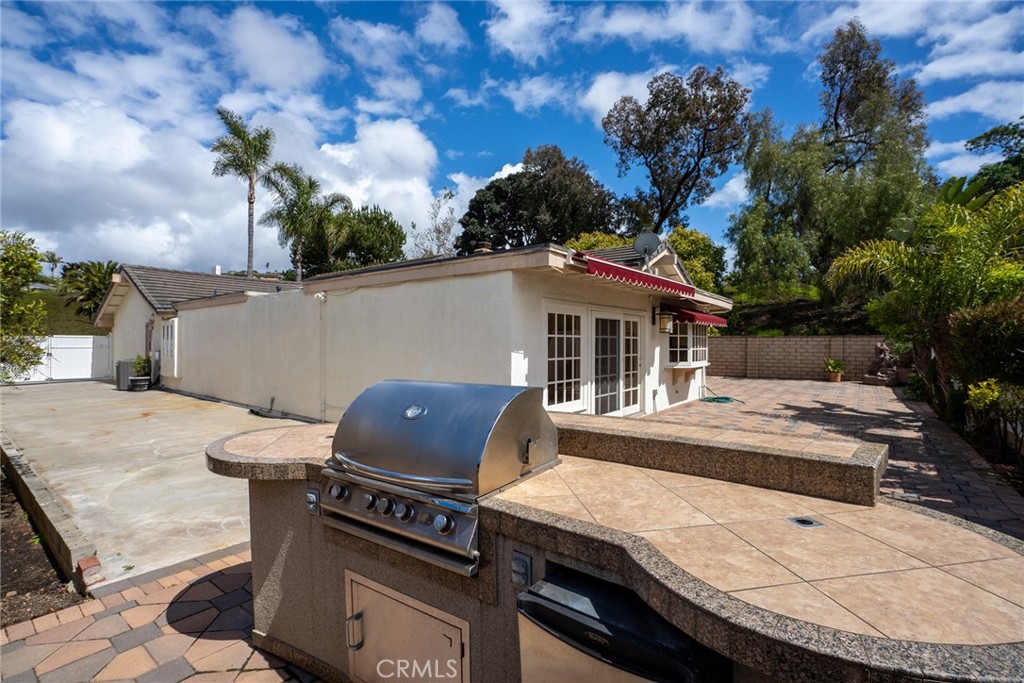 303 Calle Escuela