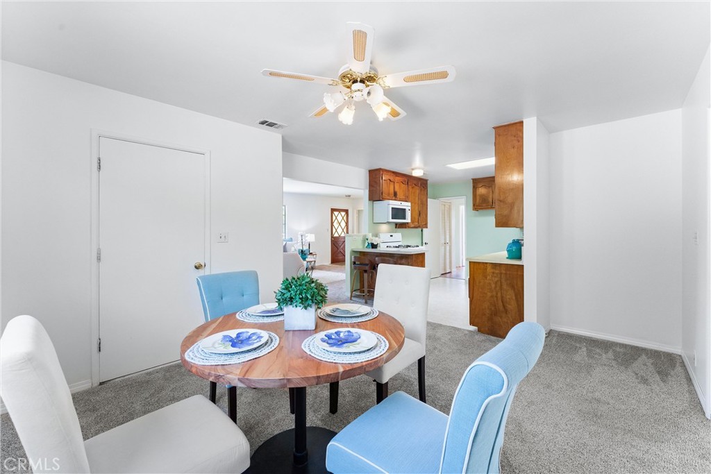 9122 Sherlock Lane