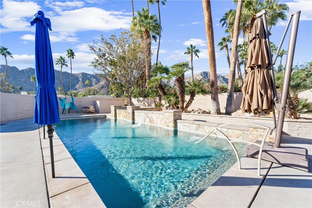 70854 Fairway Drive