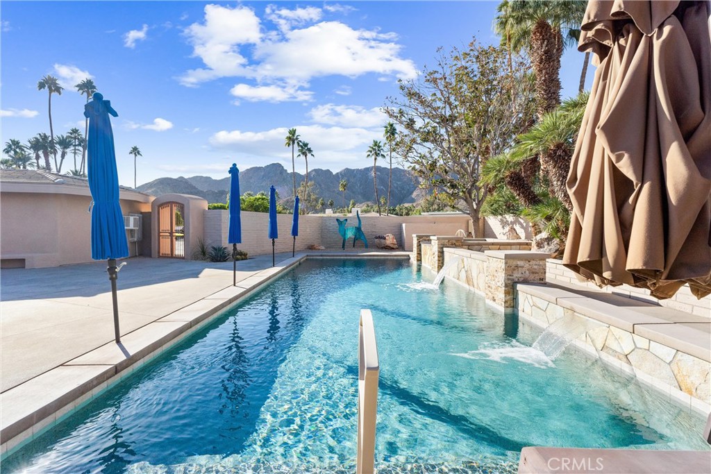 70854 Fairway Drive