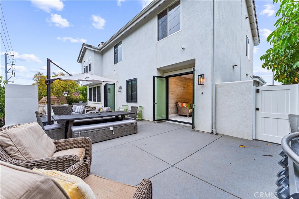 23 Fawnridge Place