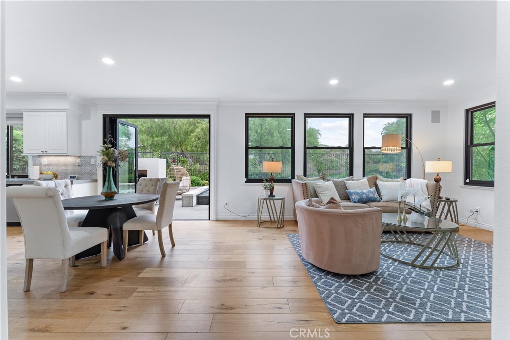 23 Fawnridge Place