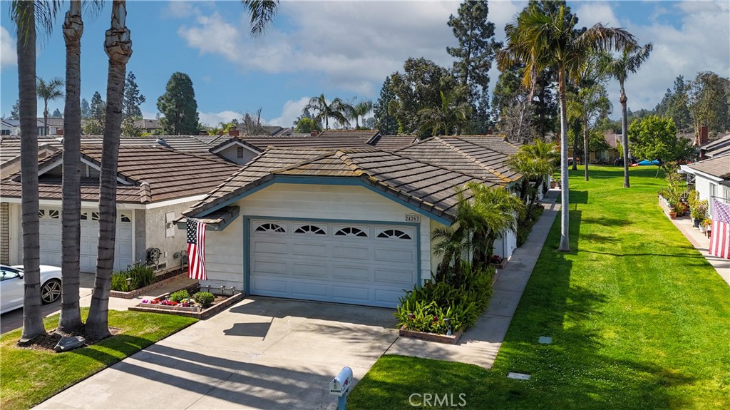 24262 PONCHARTRAIN Lane