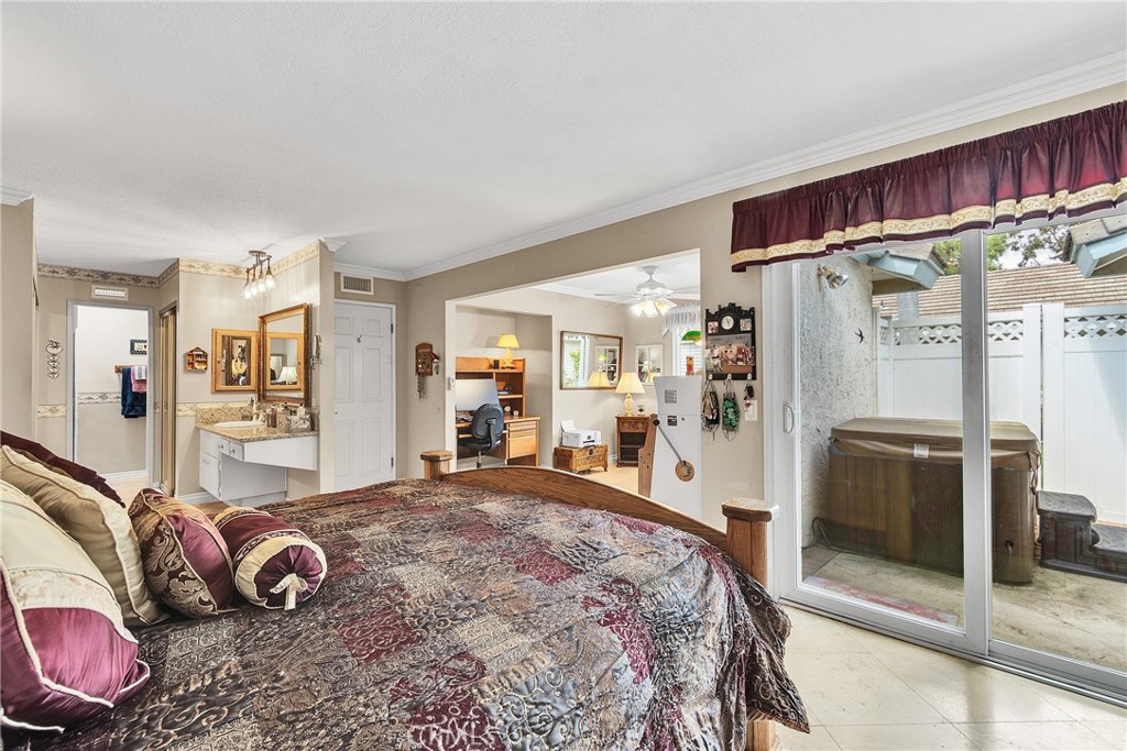 24262 PONCHARTRAIN Lane