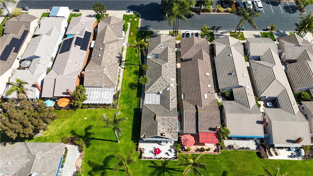 24262 PONCHARTRAIN Lane