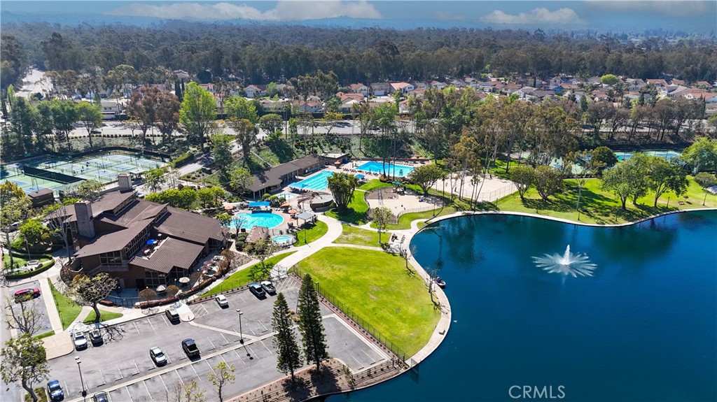 24262 PONCHARTRAIN Lane